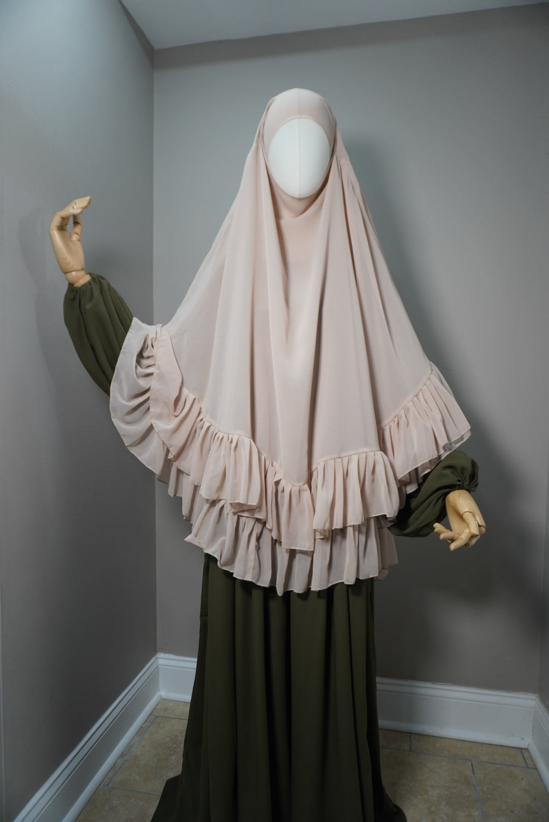 Yara Two-Toned Abaya Set
