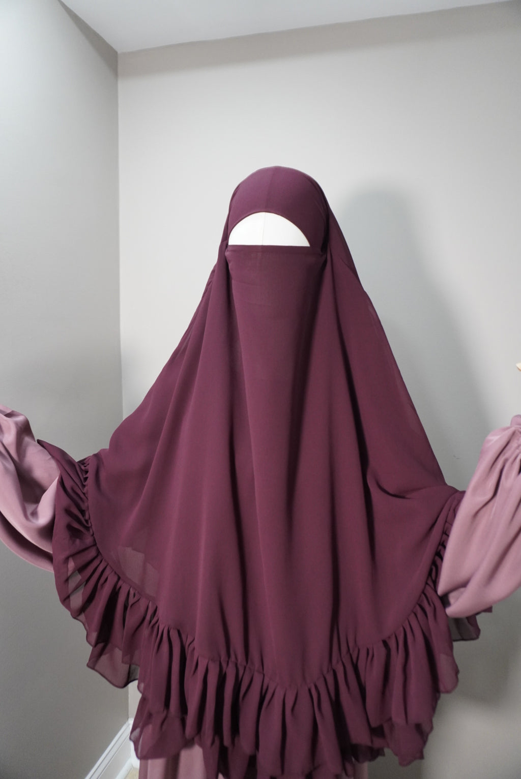 Yara Two-Toned Abaya Set